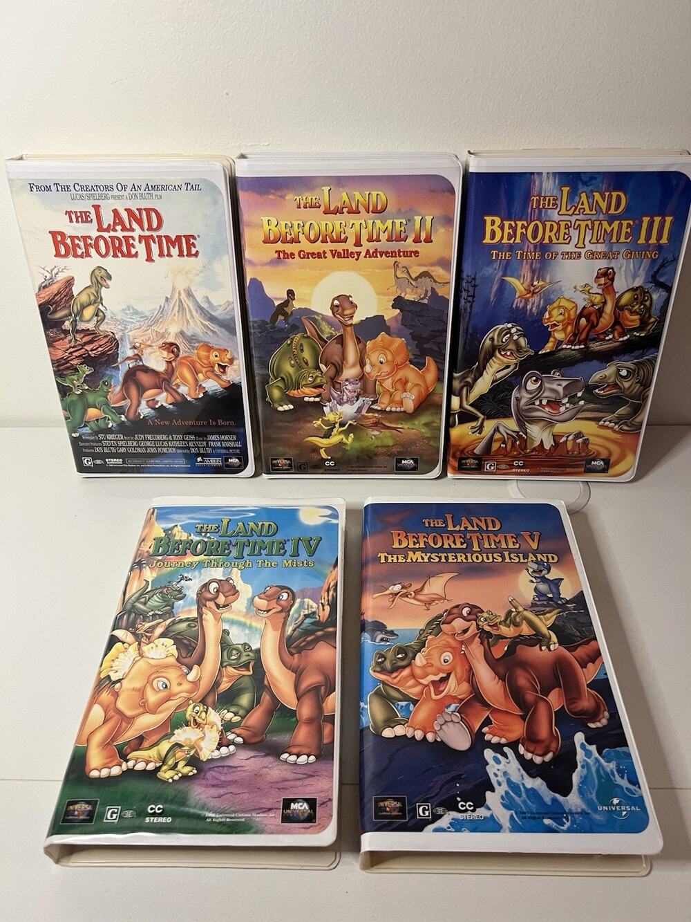 Land Before Time I, II, III, IV, & V (5) Complete With paper inserts 1-5 VHS